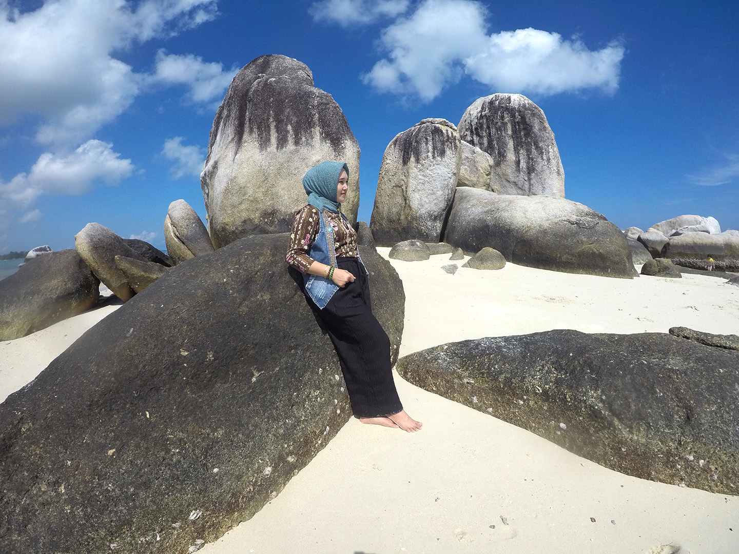 Ingin Liburan ke Belitung Naik Mobil, Ini Rutenya