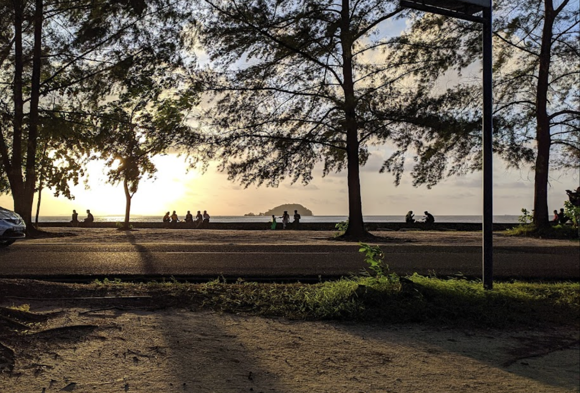 Pantai Tanjung Pendam