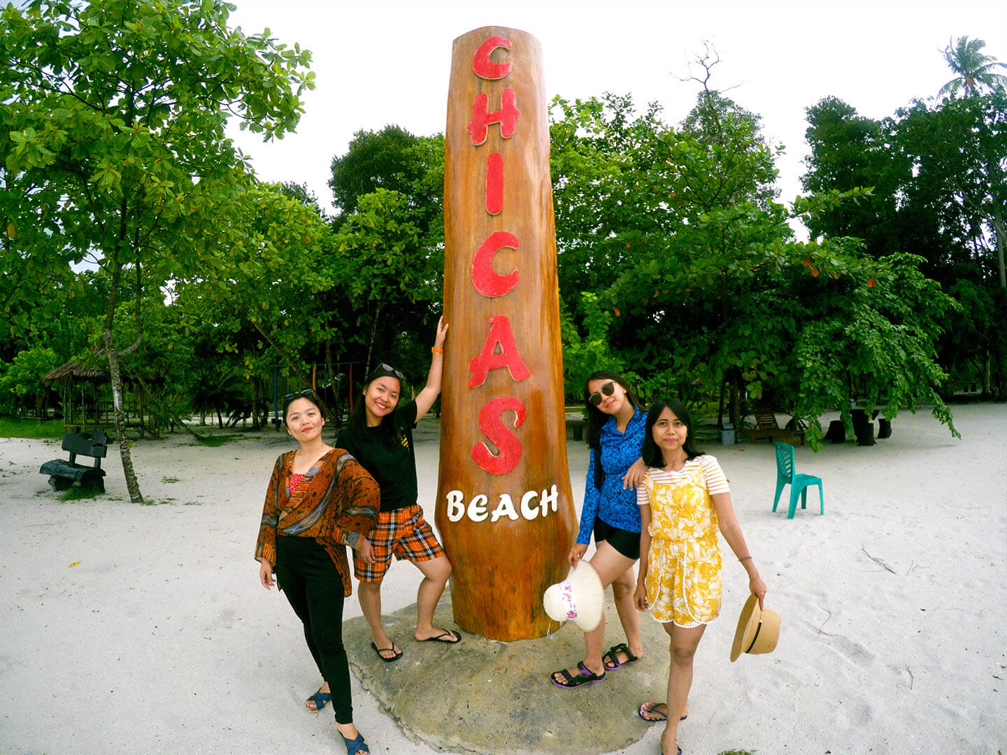 Paket One Day Trip Leebong Island