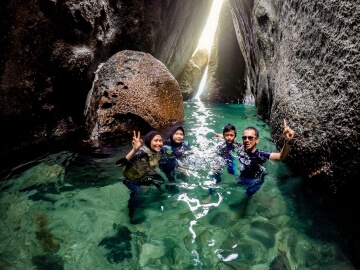 Paket Tour Belitung Hemat 2D1N
